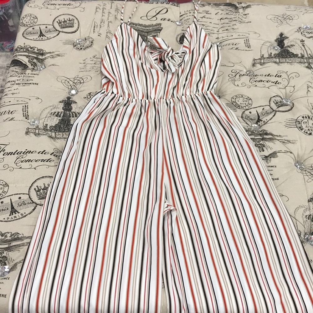 🎁 Papillon Bow Front Striped Jumpsuit - Picture 3 of 8